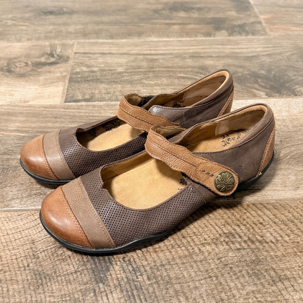 Taos Women Bravo Multi Color Leather Mary Jane Flats, Whiskey, 9.5
